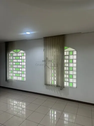 Casa Sobrado - Jardim Augusta - 4 Dormitórios - 250m².