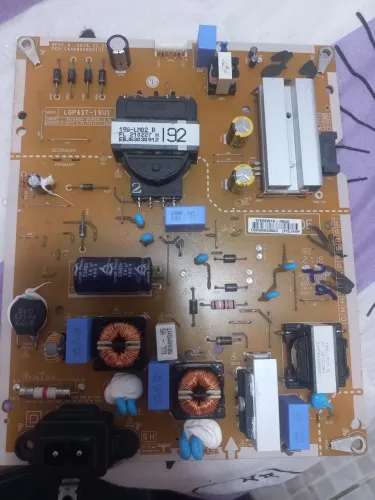 Placa da fonte da tv lg 43un7300