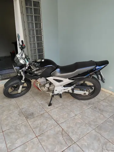Vendo CBX TWISTER 250 ano 2004