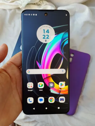 Vende se Edge 20 Lite
