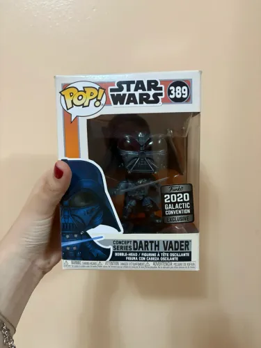FUNKO POP DARTH VADER