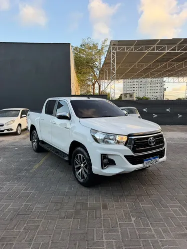 Toyota Hilux CD SR 4X4 2.8 TDI Diesel Aut. 2019