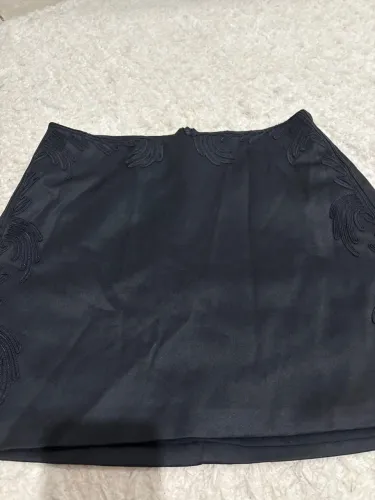 Mini saia bordada