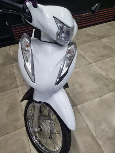 Honda biz 110.