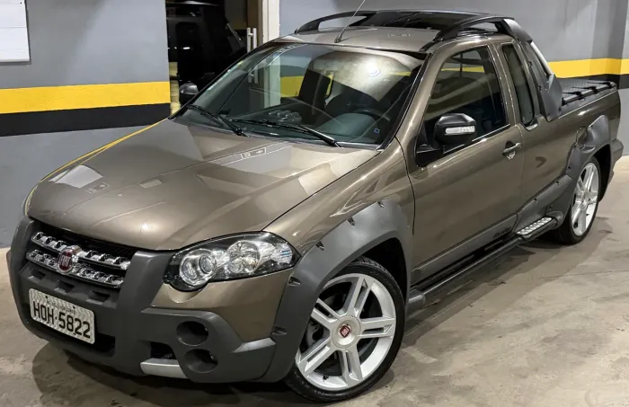Fiat Strada Adventure 1.8/ 1.8 Locker Flex CE 2012