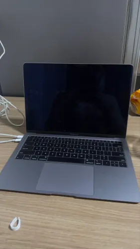 MacBook Air Retina 13? 2019 | i5 | 8GB | SSD 128GB | Funcionando Perfeitamente