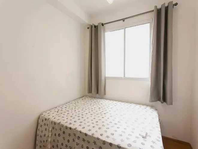 Apartamento ( 2 dormitórios ) , aluguel anual com caução e com mobília. 