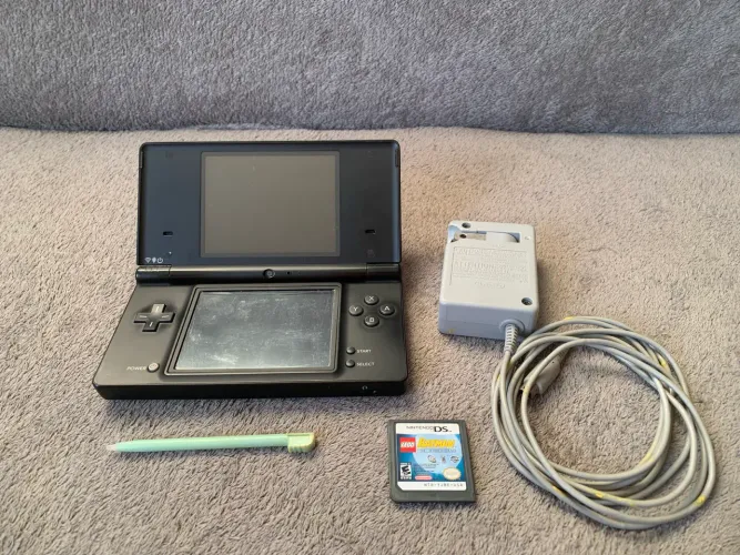 Nintendo DSI