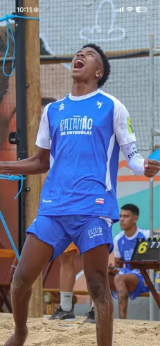 Vendo uniformes de futevôlei 