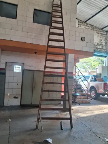 ESCADA 5 metros