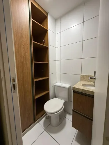(VENDO)Apt° no Cond. Ilha Parque de 82m² ao lado do Shopping da Ilha de 3 qarts c/armários