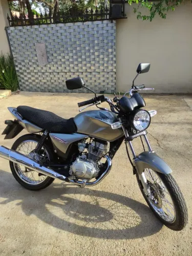 Honda Titan ES 2008