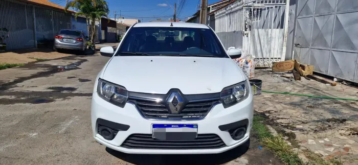 Renault Logan Life Flex 1.0 12V 4P Mec. 2020
