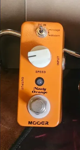 Pedal De Efeito De Fase Mooer Ninety Orange