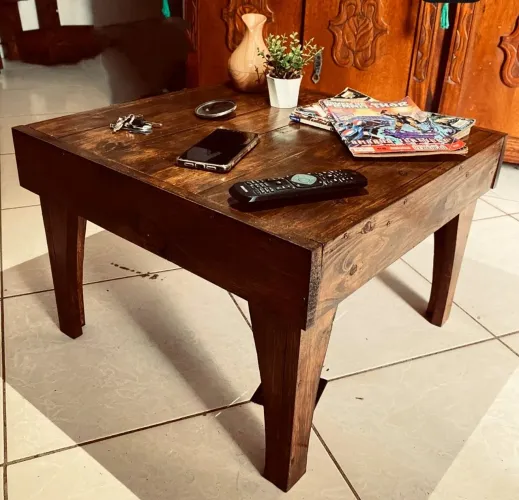 Mesa de centro rústica decorativa