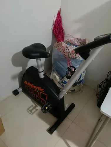 Vendo bicicleta ergométrica athetic