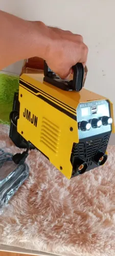 MÁQUINA DE SOLDA INVERSORA MMA -200 BIVOLT 200A DIGITAL