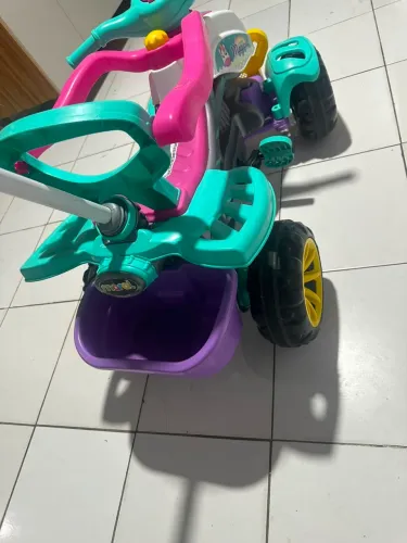 Quadriciclo infantil