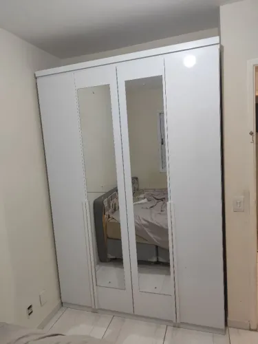 Guarda Roupas Solteiro 4 portas