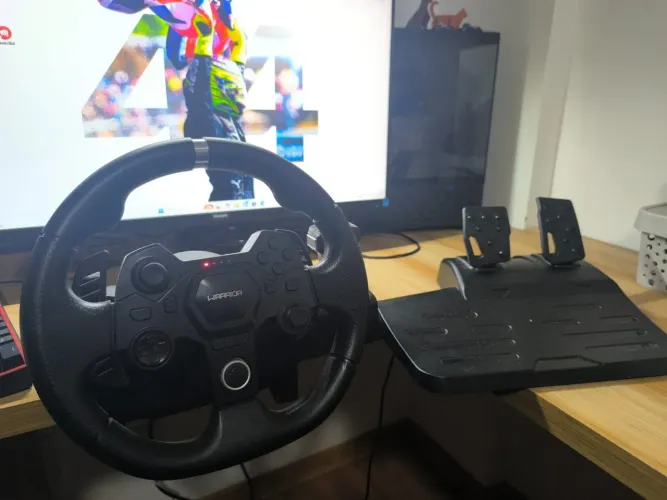 Volante Gamer Warrior Artaxes JS090 com Pedais