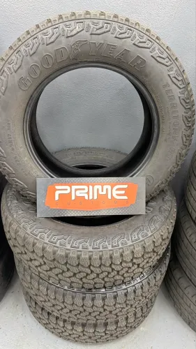 Pneus 235/65/17 Goodyear 