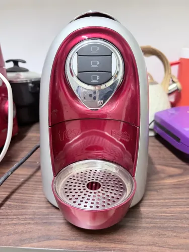 Cafeteira Expresso 3 Corações Vermelha