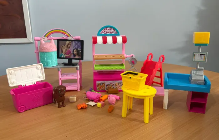 Kit móveis Barbie