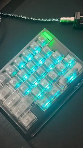 TECLAOD MAGNÉTICO M30HE