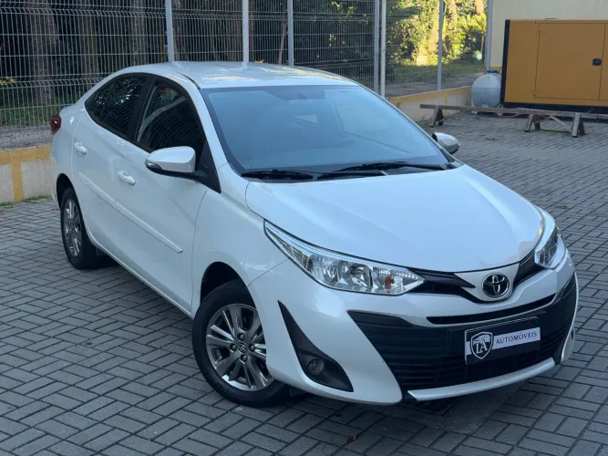 Toyota Yaris XL Plus Con. Sed. 1.5 Flex 16V AUT 2022