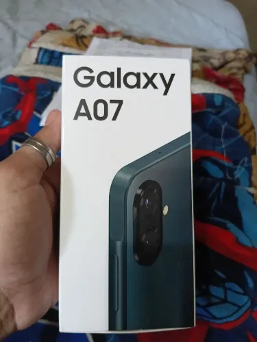Vende-se um Galaxy A07 por 800 reais