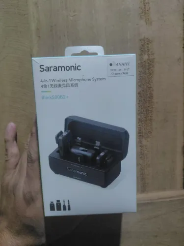 MICROFONE DE LAPELA SARAMONIC