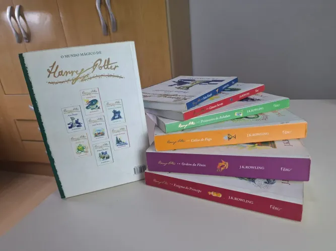 Coleção de livros Harry Potter capa branca