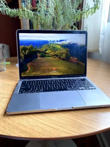 macbook pro 13 2020