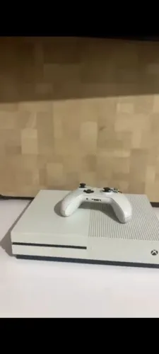 Xbox One Com Jogos, Controle e Com 1 Terá Byte de Armazenamento/ Tem Conversa no Valor