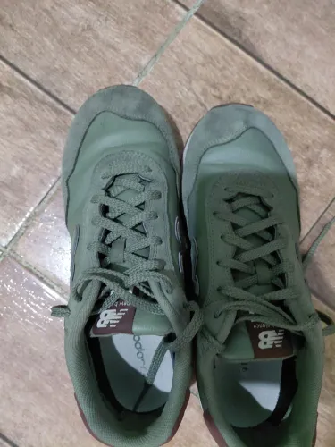 Vendo Sapatenis NewBalance 515 verde Oliva escuro