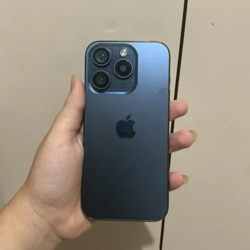 ? iPhone 15 Pro 256GB azul ? Pegando tudo! Sujeito a todos os testes.aceito cartão!
