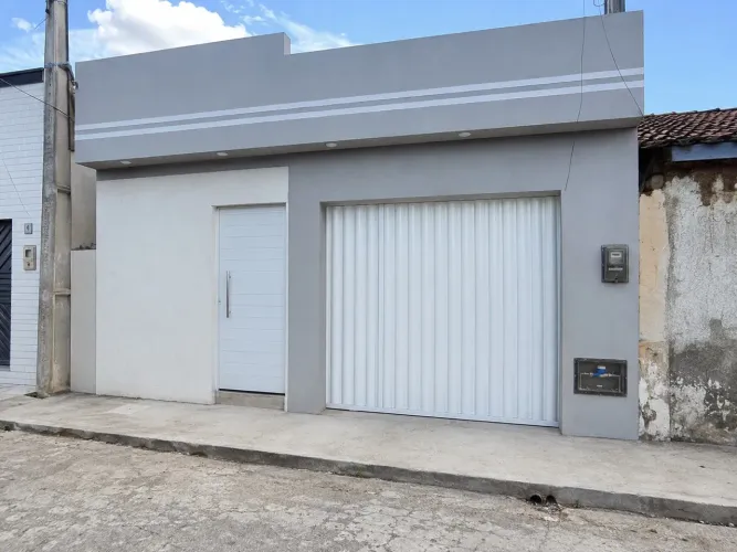Casa a venda no JÓQUEI CLUBE, com 2 quartos
