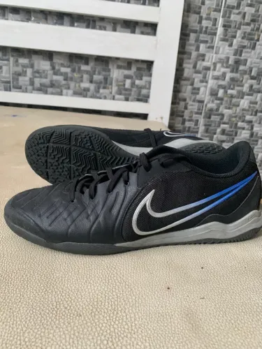 Chuteira Nike 