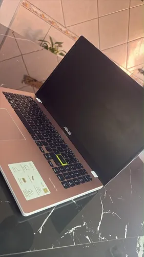 Notebook usado