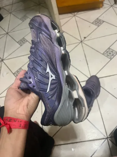 Mizuno pro 8 roxo