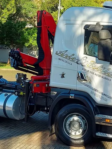 Equipamento operacional munk guindaste
