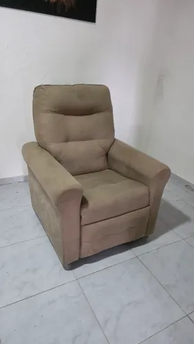 Poltrona confort reclinavel em veludo super confortável,