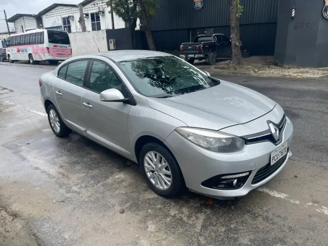 Renault Fluence Sed. Dynamique 2.0 16V Flex Mec. 2016