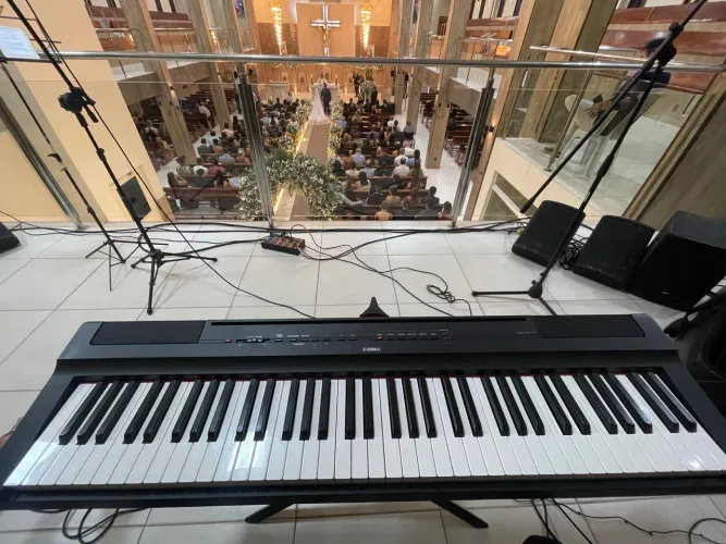 Yamaha p121 novíssimo