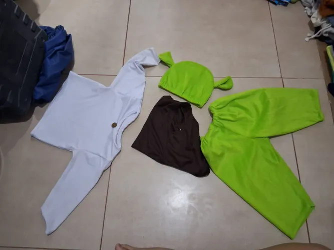 Fantasia infantil do sherek para seu filho apartir de 1 a 2 anos, valor 190