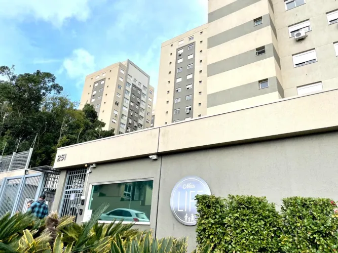Apartamento em Jardim Carvalho