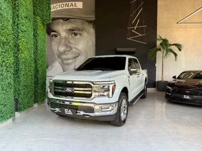 Ford F-150 Lariat 4X4 5.0 V8 2024