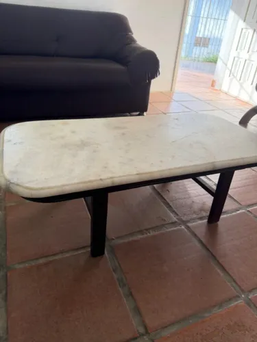 Mesa de centro madeira com Mármore