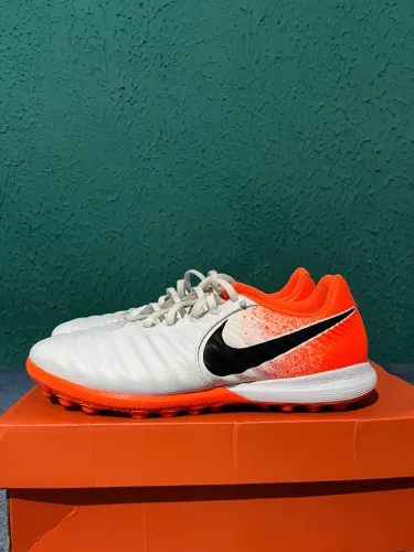 Chuteira Nike Tiempo 7 Pro TF 41