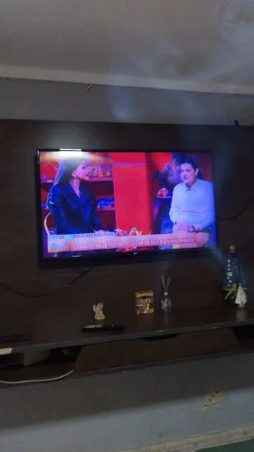 TV. 49. Polegadas. Sansugue. 500. Reais